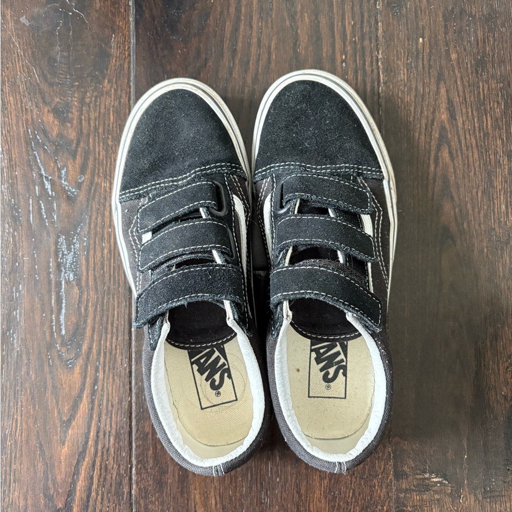 Vans Kids Black Velcro Sneakers